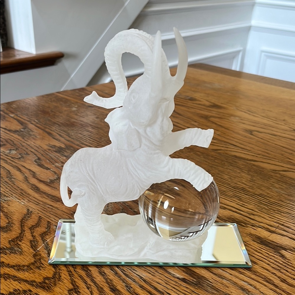 White Elephant Figurine with Glass Ball sitting on a removable mirror base